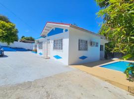 Ling Ling Room - Ferdie's Place, khách sạn ở Port Antonio
