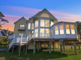 La Dolce Vita - Waterfront with boat dock!