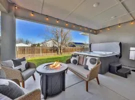 Relax Play Mineral Hot Tub, Arcade, Fire Pit Fun