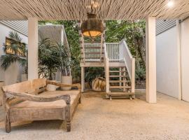 Peter St South Golden Beach Abode Family Luxury at Beach, ξενοδοχείο σε South Golden Beach