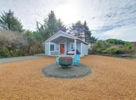 half Mi to Beach Home with Patio in Ocean Shores
