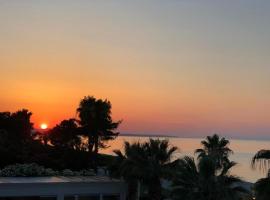 Sunset Apartment, hotel in Hanioti