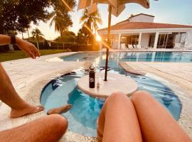 Casa LA JUANA Condominio El Cortijo, caba&ntilde;a en Carmen de Apical&aacute;