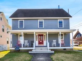 Modest Junxtion - Lovingly Restored Home in Historic Cape Charles!