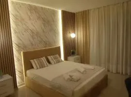 Demmy's Luxury Apartment