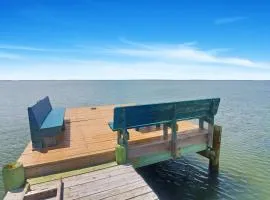 My Island Escape - North Main & private dock!