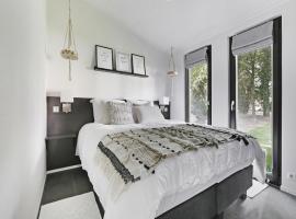 Chalet in Zell am See near Ski Slope, hotel in Markelo