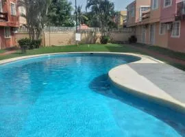 Casa Paz, amplia y cómoda frente a la alberca