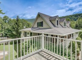 Jackson River Estate Studio Apartment on the River, hotel v destinaci Covington