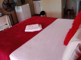 Rasesa Guesthouse, hotel v destinaci Soshanguve