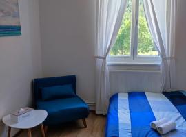 Lávka 222, hotel a Chocerady