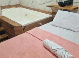 Quarto casal banheira, hotel v destinaci Conde