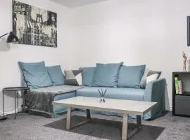3Bedroom EnSuite SofaBed Sleeps upto 6 Contractors Families Long or Short Stay Free Parking WIFI