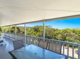 'Killy Beach House' by HolidayCo, hotel in Killcare