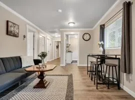 Judkins Entire Upper Floor - Close to Downtown