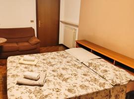 Stanza Da Carol Go2025, hotel v destinaci Gorizia