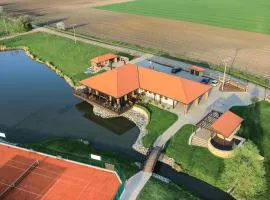 Rooms & Restaurace Na Jitrách