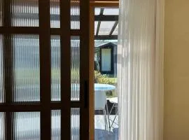 Yongin Greenish Family Cottage with a Fireside Yard