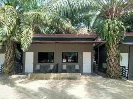 Phang-nga Farm Stay
