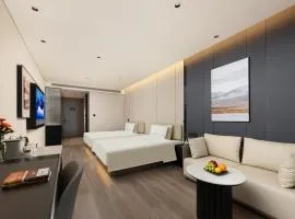 Atour Hotel Tianjin Binhai Yujiapu Financial District