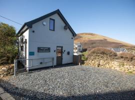 THE ANNEXE AT UPPER BEACH HOUSE, hotel a Portreath
