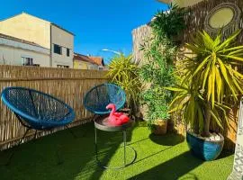 Suites Aronas-hébergements climatisés rive droite plein centre ville