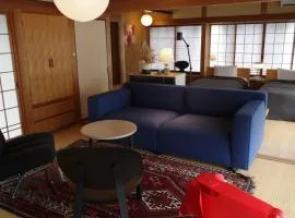 HANAZONO SEVEN