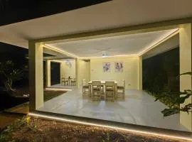 Amalia's Guest House at Pangpang Bar & Restaurant
