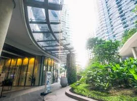 Air Dream Den Good Vibes Makati Gym Swim Park Superfast Internet 3870