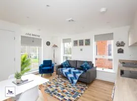 Copper Beech by Alt-Stay Accommodation - 2 Bed House Ideal For Workforces & Relocations - Weekly & Monthly Rates Available