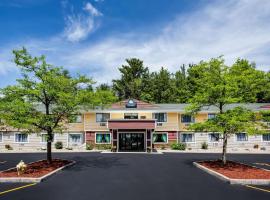 Days Inn & Suites by Wyndham Stevens Point, hotel sa Stevens Point