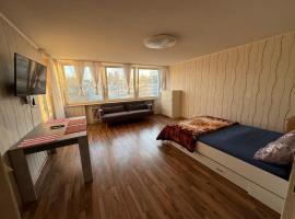 Gesamte Unterkunft WLAN & Parkplatz - Backnang, hotel v destinaci Backnang