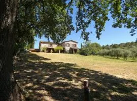 Scappo in Umbria, Casale di campagna