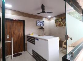 HOTEL VALLABHA RESiDENCY, hotel v destinaci Rajahmundry