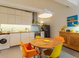 Jasmine Yellow