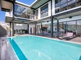 Innovative 4BR Villa Sunset Garden 1 with Oxygen Pool