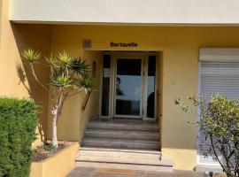 Le Pied Dans L'eau - Calm - Sun - Seaside - Hipprodrome - Racetracks &ndash; hotel w Cagnes-sur-Mer