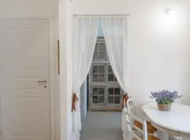 Sara's Apartment