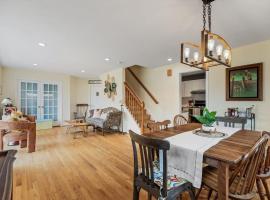 ALX Cape Cod 3-BR Near Old Town & Mount Vernon, hotel in Alexandria