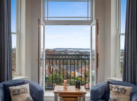 10 Mansion House - Indoor Pool Sea Views Gym, hotel in United Kingdom