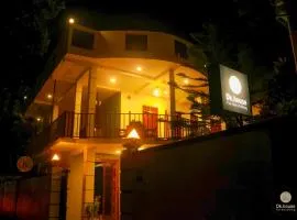 DK House