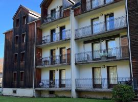 Bagnères-de-Luchon T3, hotel in Luchon