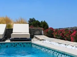 Schinoza luxury suites
