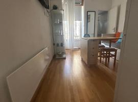 VERY CLOSE Studio Apartment