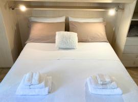 Wifi & Free Park BGY Airport 20 min, hotel v destinaci Zogno