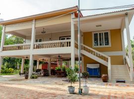 Queen Island Kampot, cottage in Kampot