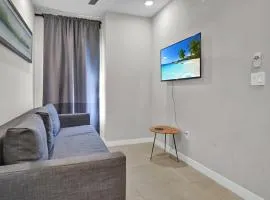 Miami Flats - Self Check-in and 1 Free Parking