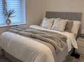 Cosy Ensuite Bedroom I 5min walk from Bramall Lane Stadium