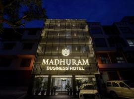Madhuram Business Hotel, hotel near Raja Bhoj Domestic Airport - BHO, Bhopal