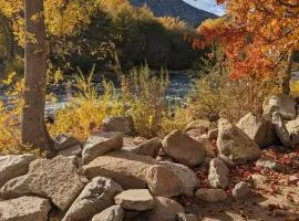 Deluxe little cabin 2 min stroll to Kern River